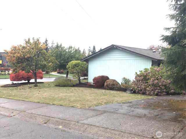 32528 26th Avenue SW, Federal Way, WA 98023