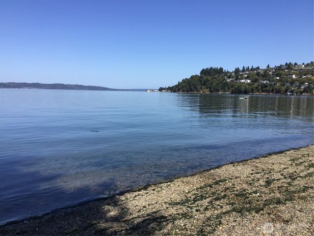 32528 26th Avenue SW, Federal Way, WA 98023