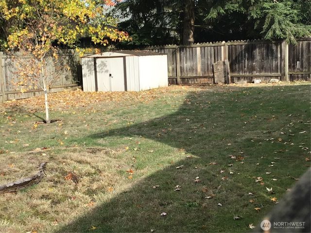 32528 26th Avenue SW, Federal Way, WA 98023