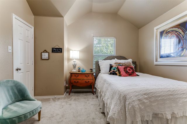 468 Darlington Trail, Fort Worth, TX 76131