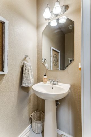 468 Darlington Trail, Fort Worth, TX 76131