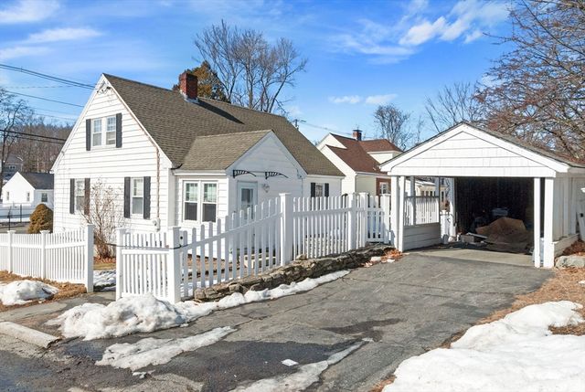 173 Jackson St, Methuen, MA 01844