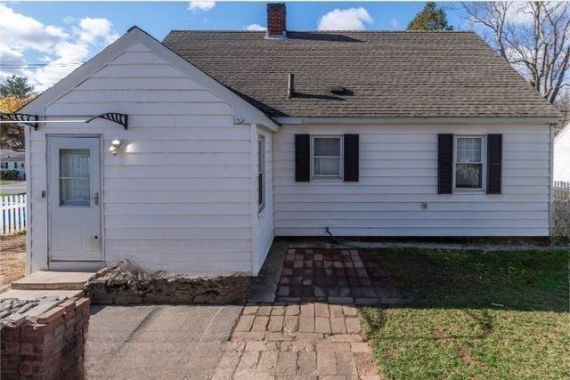 173 Jackson St, Methuen, MA 01844