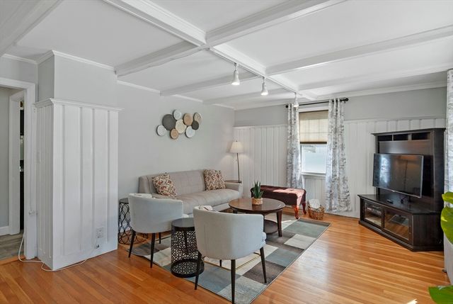 173 Jackson St, Methuen, MA 01844