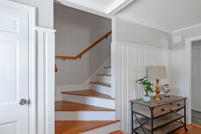 173 Jackson St, Methuen, MA 01844