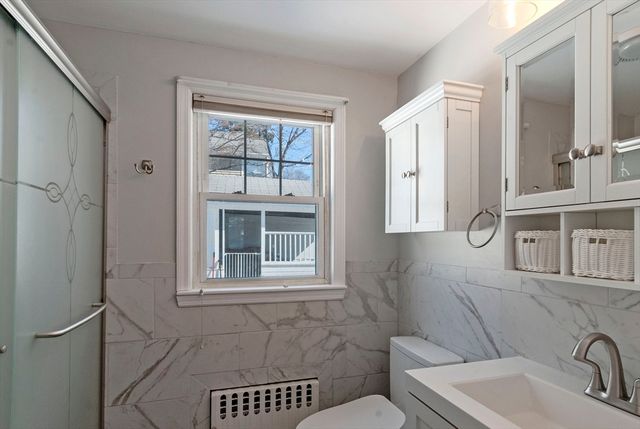 173 Jackson St, Methuen, MA 01844