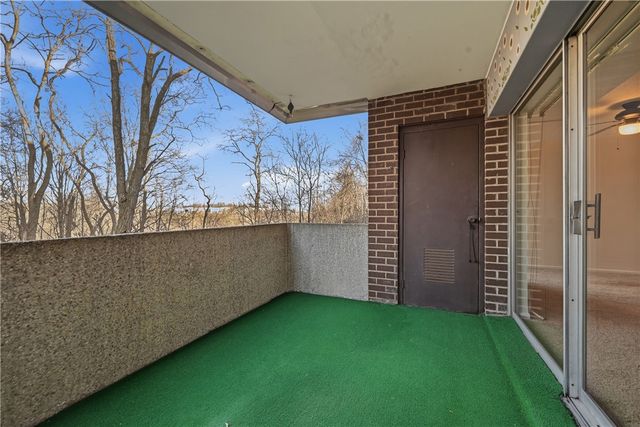 4106 Charlemagne Cir, Pittsburgh, PA 15237