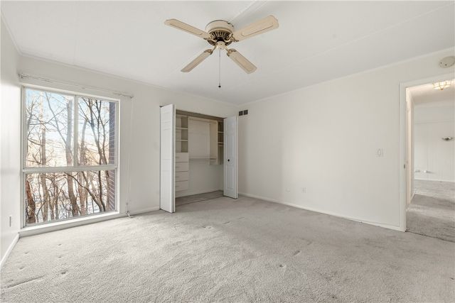 4106 Charlemagne Cir, Pittsburgh, PA 15237