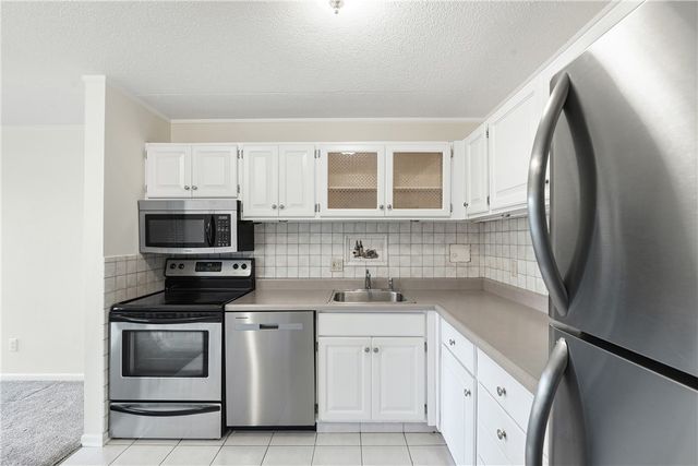 4106 Charlemagne Cir, Pittsburgh, PA 15237