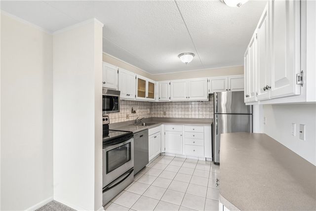 4106 Charlemagne Cir, Pittsburgh, PA 15237