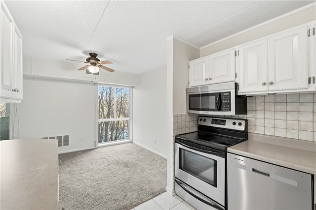 4106 Charlemagne Cir, Pittsburgh, PA 15237