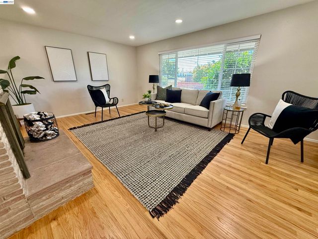 950 Fulton Ave, San Leandro, CA 94577