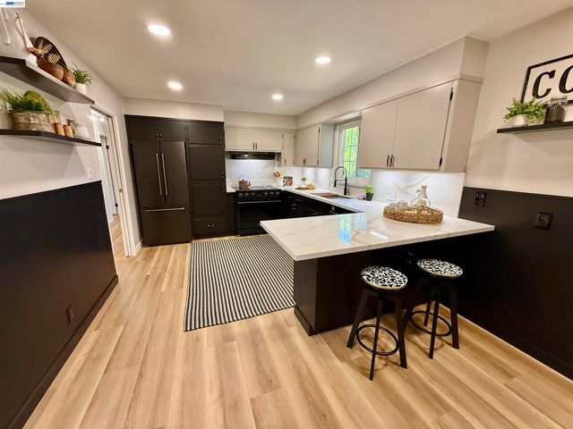 950 Fulton Ave, San Leandro, CA 94577