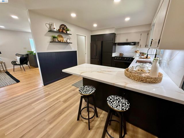 950 Fulton Ave, San Leandro, CA 94577
