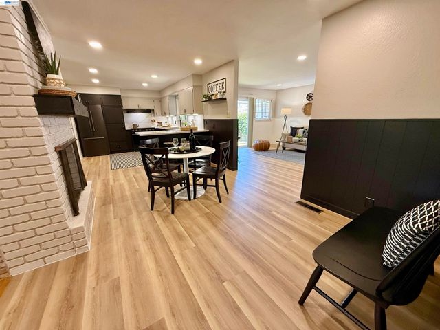 950 Fulton Ave, San Leandro, CA 94577