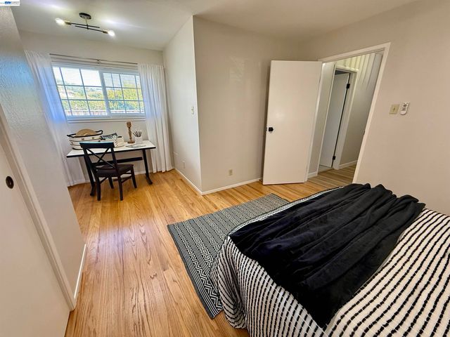 950 Fulton Ave, San Leandro, CA 94577