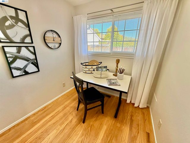 950 Fulton Ave, San Leandro, CA 94577