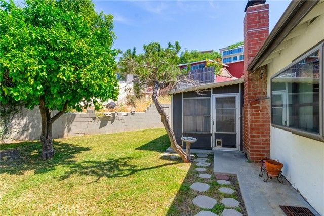 4855 Klamath, Los Angeles, CA 90032