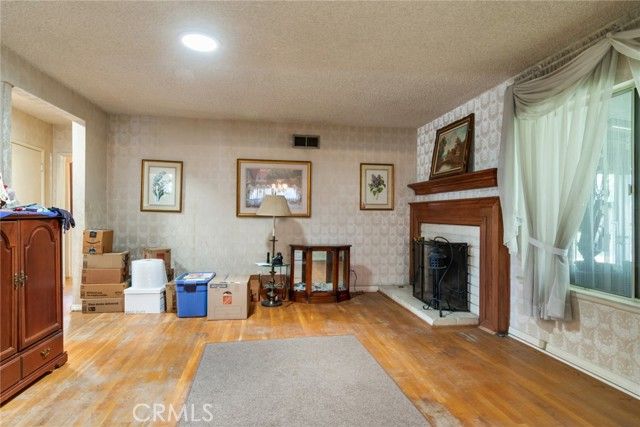 4855 Klamath, Los Angeles, CA 90032