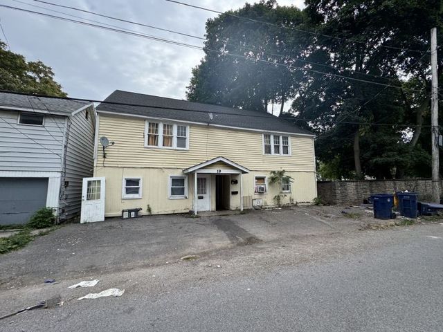 141 Pine Street, Lockport City, NY 14094