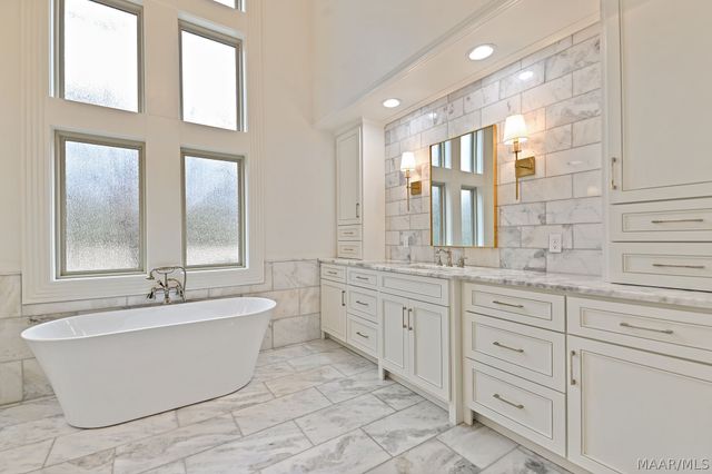 7544 Lakeridge Drive, Montgomery, AL 36117