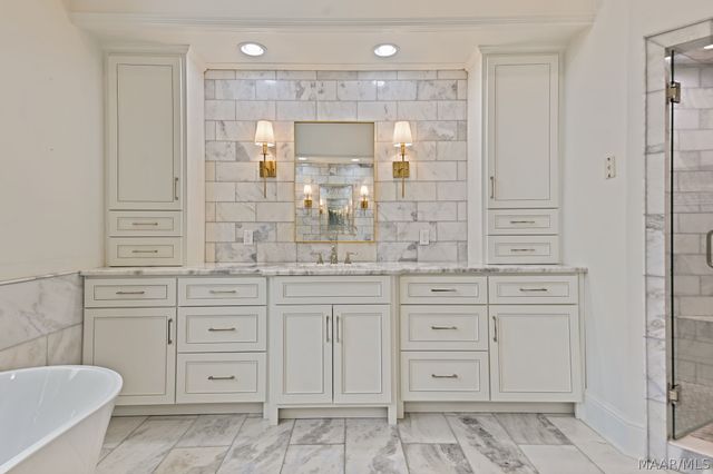 7544 Lakeridge Drive, Montgomery, AL 36117