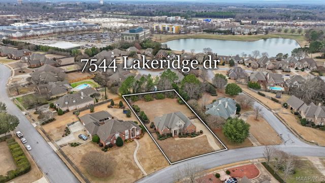 7544 Lakeridge Drive, Montgomery, AL 36117
