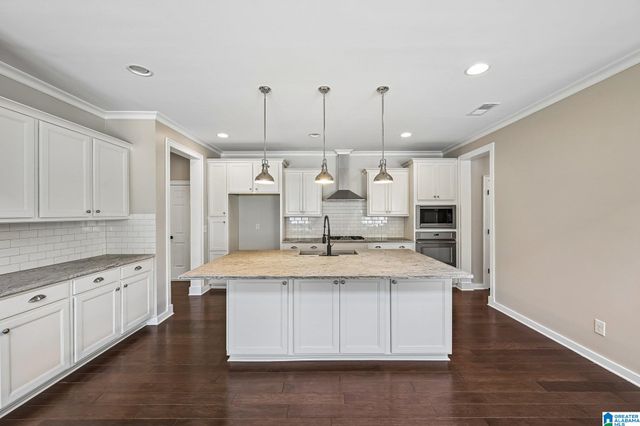 8160 CALDWELL DRIVE, Trussville, AL 35173