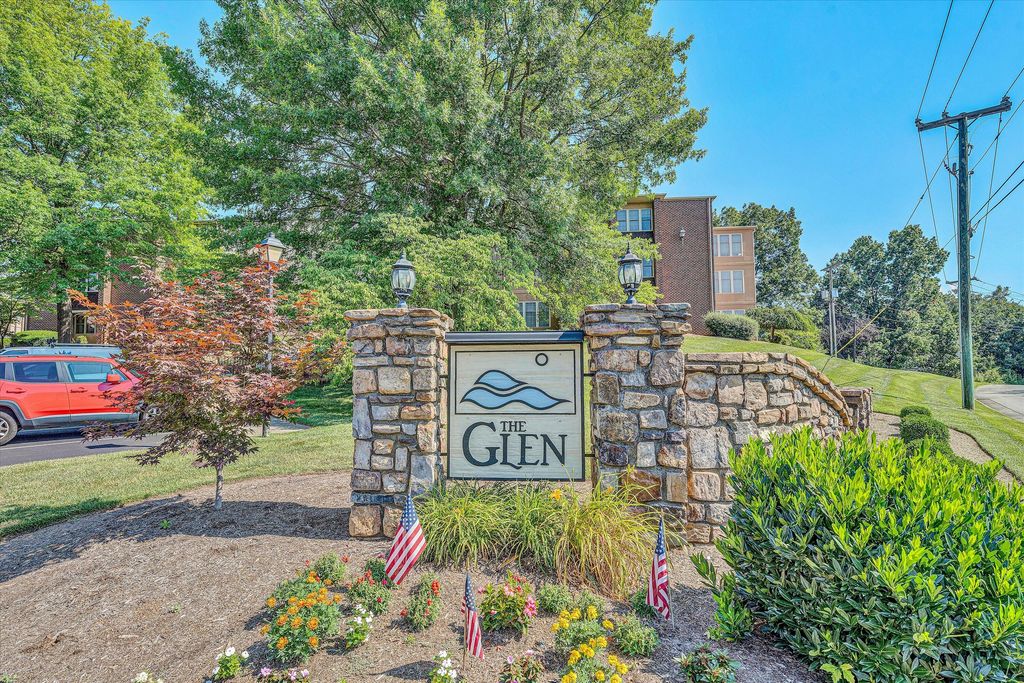 4621 Heather Dr SW Unit 320, Roanoke, VA 24018