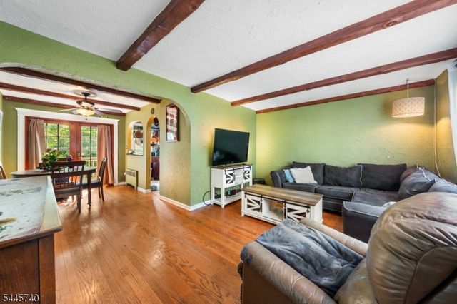 419 Edgewood Rd 1, Linden City, NJ 07036