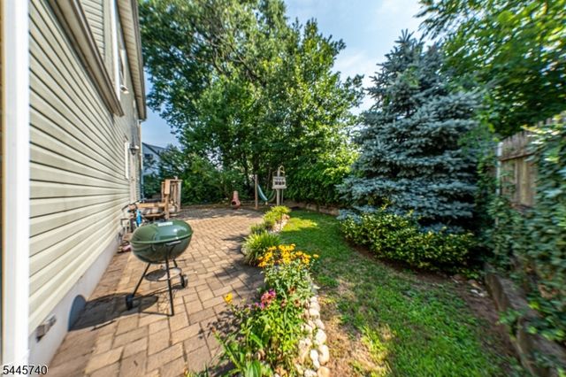 419 Edgewood Rd 1, Linden City, NJ 07036