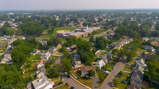 419 Edgewood Rd 1, Linden City, NJ 07036