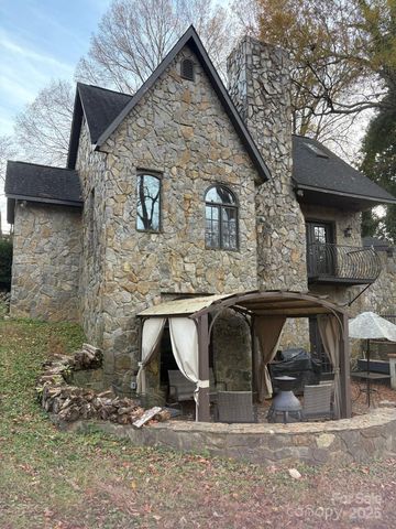 341 N Oak Street, Statesville, NC 28677