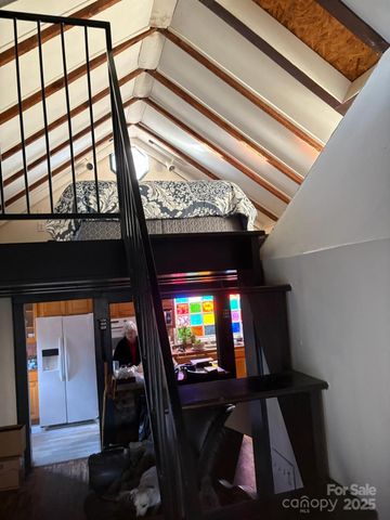 341 N Oak Street, Statesville, NC 28677