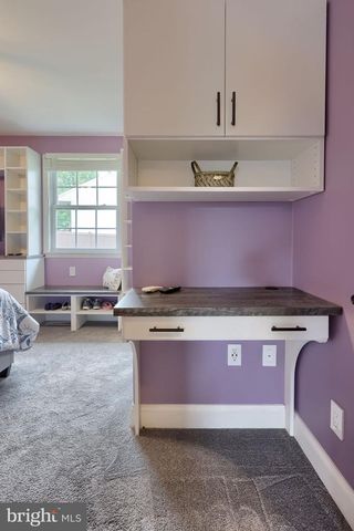 902 FRITZTOWN RD, Reading, PA 19608