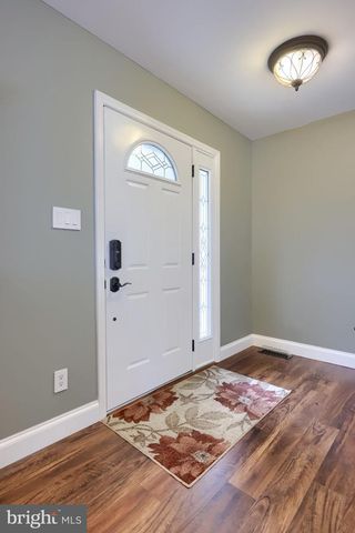 902 FRITZTOWN RD, Reading, PA 19608