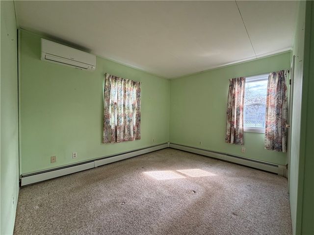 76 Mill St, Waterloo, NY 13165