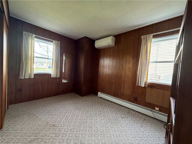 76 Mill St, Waterloo, NY 13165