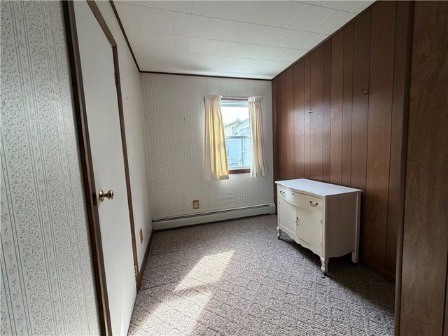 76 Mill St, Waterloo, NY 13165