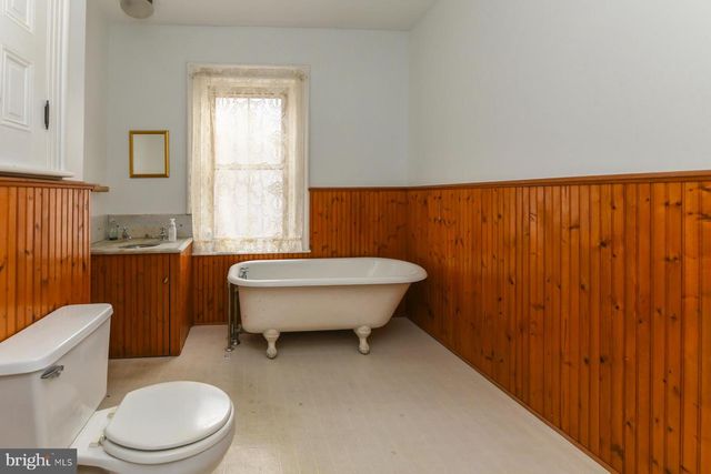 71 COOPER ST, Woodbury, NJ 08096