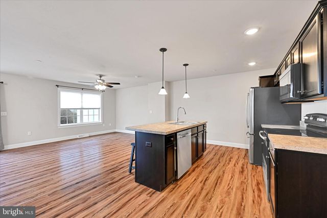 362 CEDAR HOLW, Manheim, PA 17545