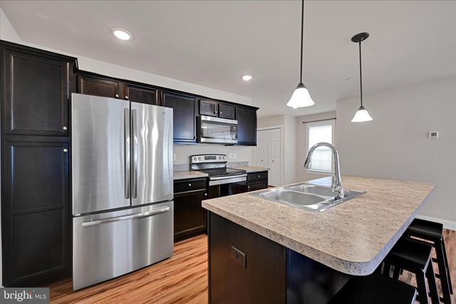 362 CEDAR HOLW, Manheim, PA 17545