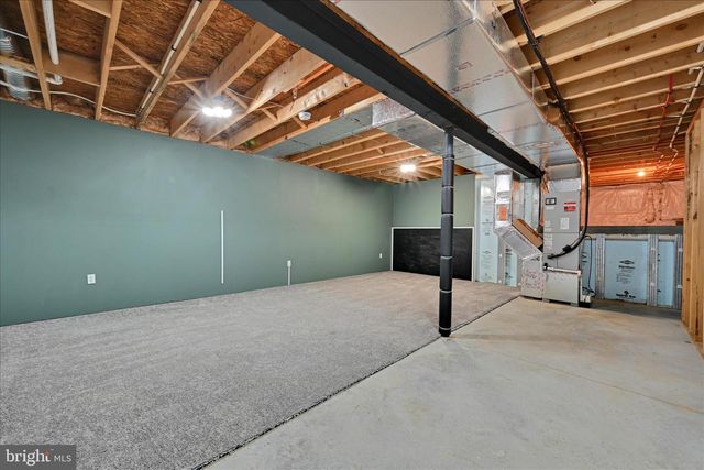 362 CEDAR HOLW, Manheim, PA 17545