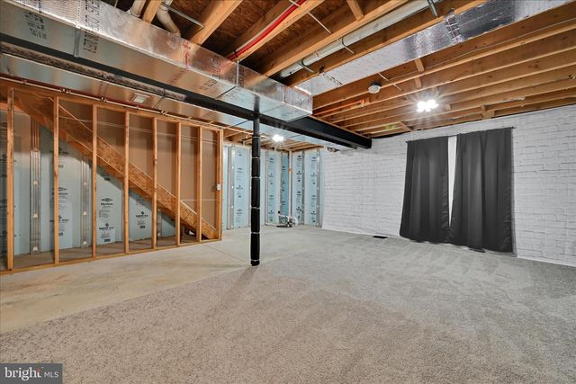 362 CEDAR HOLW, Manheim, PA 17545