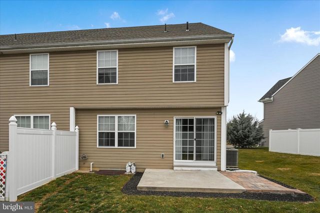 362 CEDAR HOLW, Manheim, PA 17545