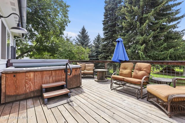 1963 E HANLEY AVE, Dalton Gardens, ID 83815