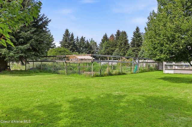 1963 E HANLEY AVE, Dalton Gardens, ID 83815