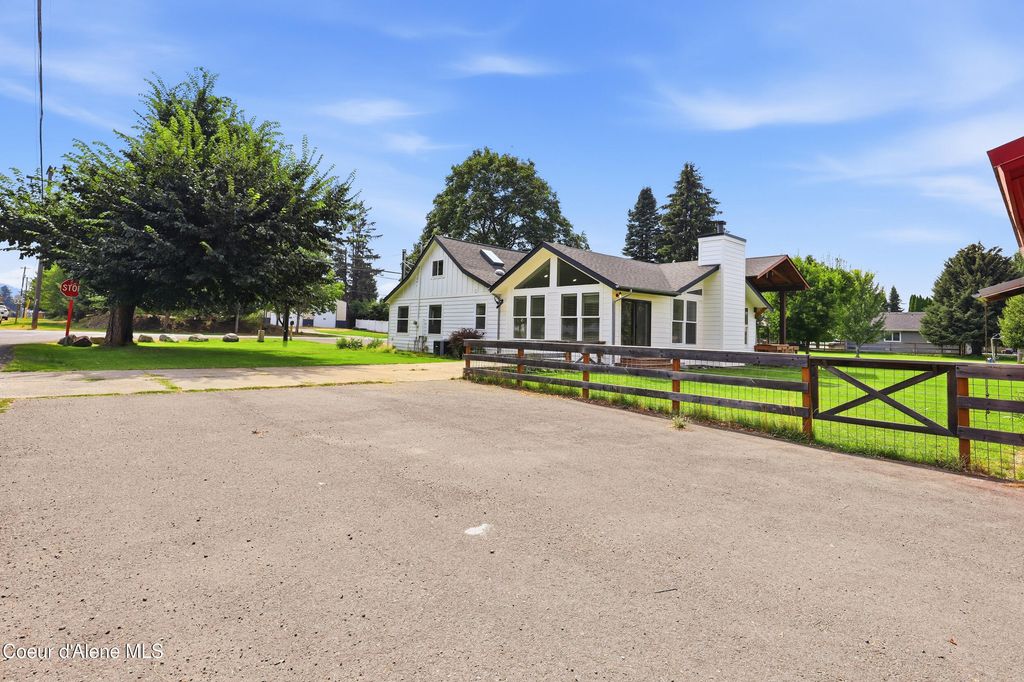 1963 E HANLEY AVE, Dalton Gardens, ID 83815 photo 3