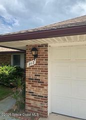 212 Chalet Avenue, Indialantic, FL 32903
