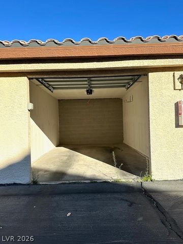 8501 West University Avenue 2089, Las Vegas, NV 89147